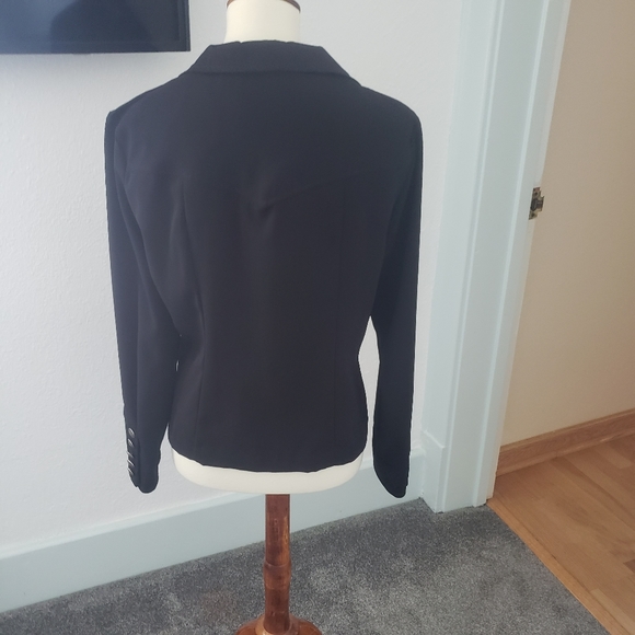 Jacket - Picture 3 of 4